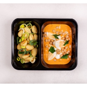 Cizrna na paprice, vejce, noky